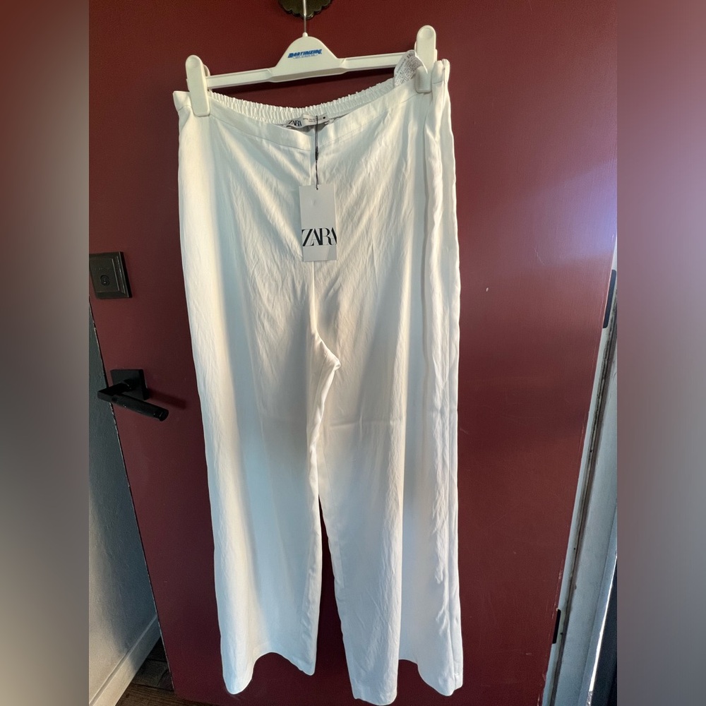 NWT Zara white flare pants